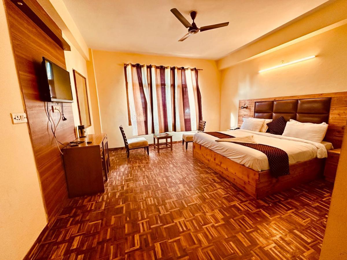 Hotel Grand Kalinga - Near Volvo Bus Stand Manali المظهر الخارجي الصورة