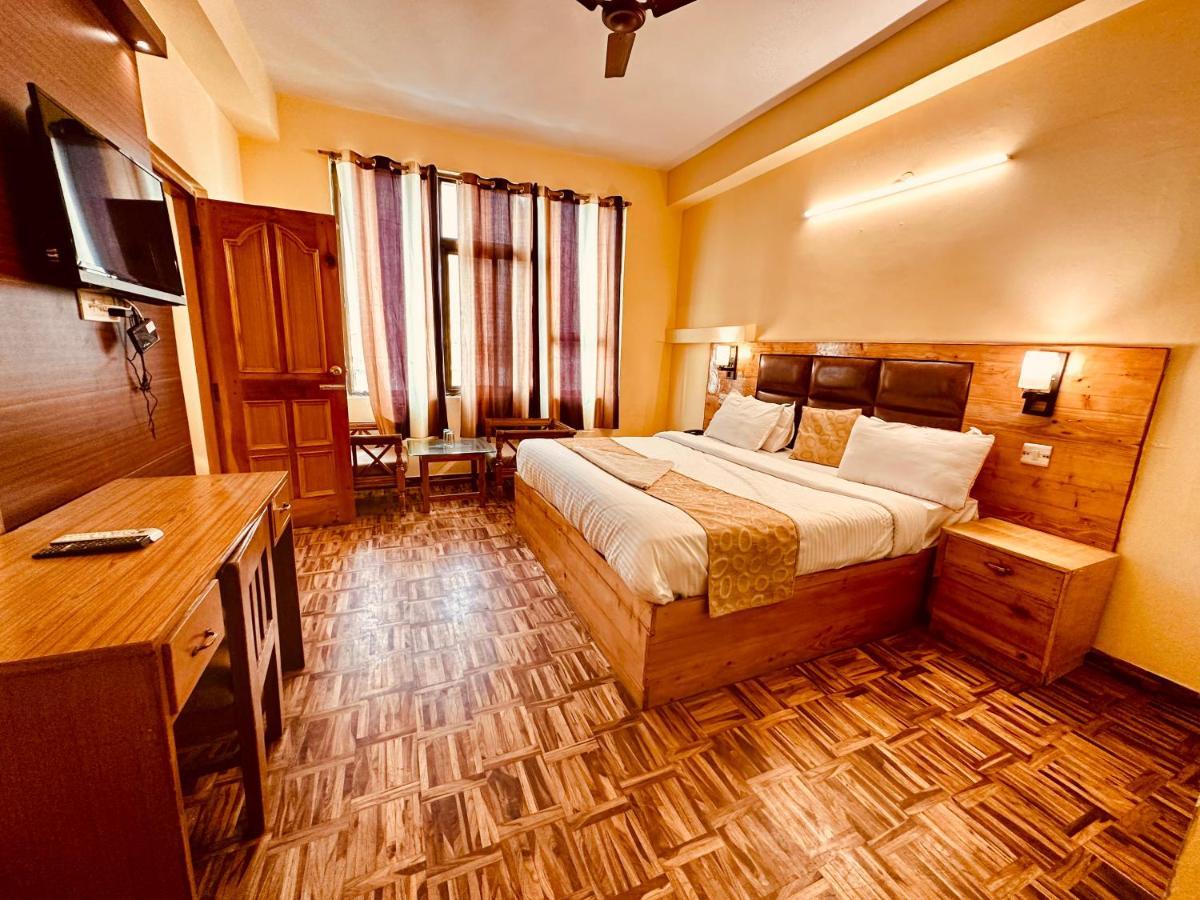 Hotel Grand Kalinga - Near Volvo Bus Stand Manali المظهر الخارجي الصورة