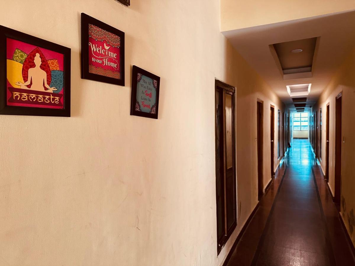 Hotel Grand Kalinga - Near Volvo Bus Stand Manali المظهر الخارجي الصورة